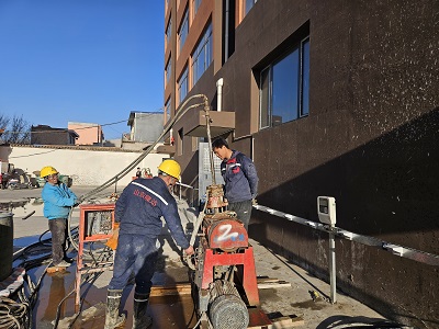 山西某楼房倾斜纠偏